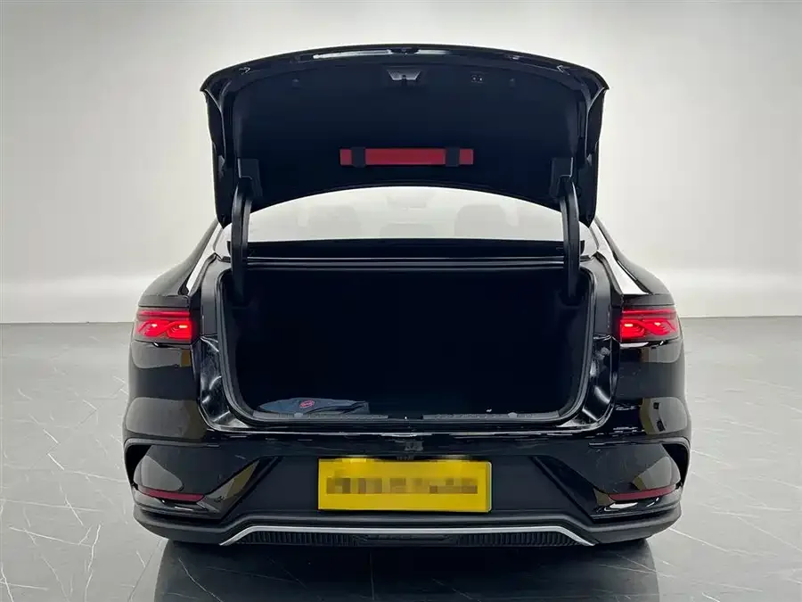 BYD Second-hand Han 2022 DM-i 121KM Premium Edition 2023 — миниатюра 5