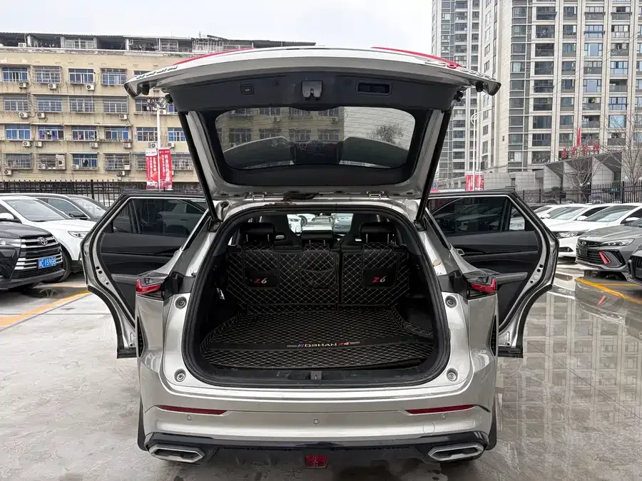 Oshan Z6 Changan Auchan Z6 2022 Blue Whale 1.5T DCT smart collar model 2023 — миниатюра 3