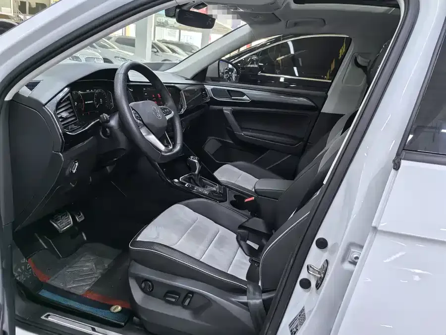 Volkswagen Tayron X Tanyue X 2020 330TSI 2WD Premium Intelligent Edition 2022 — миниатюра 4