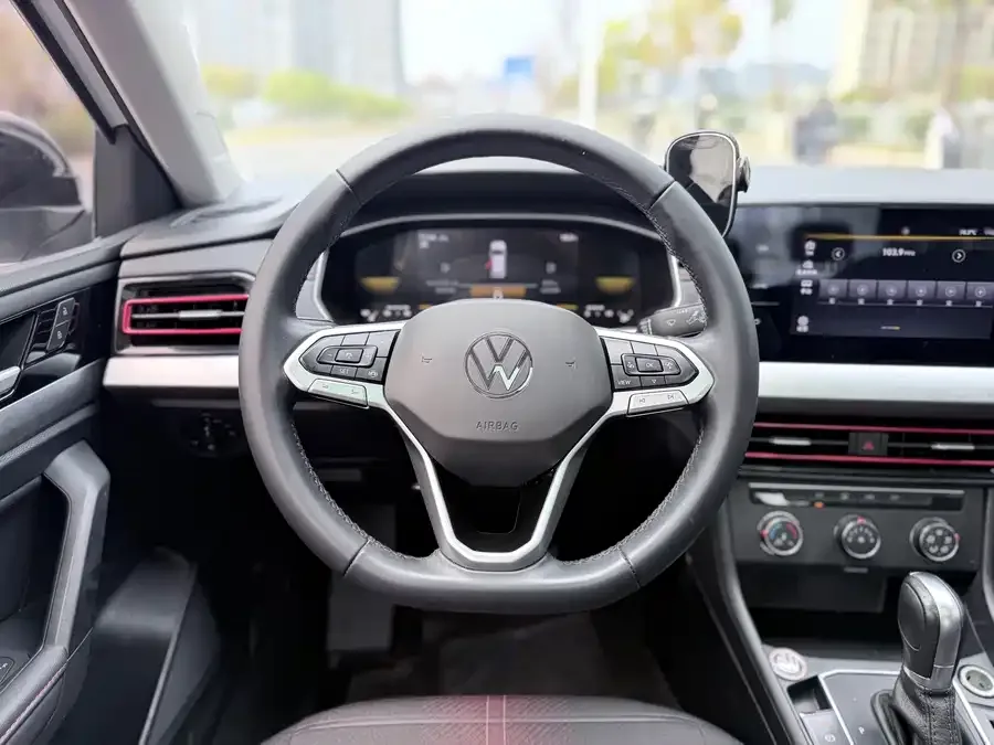 Volkswagen Lavida Lavida 2023 300TSI DSG Starry Sky Edition 2023 — миниатюра 2