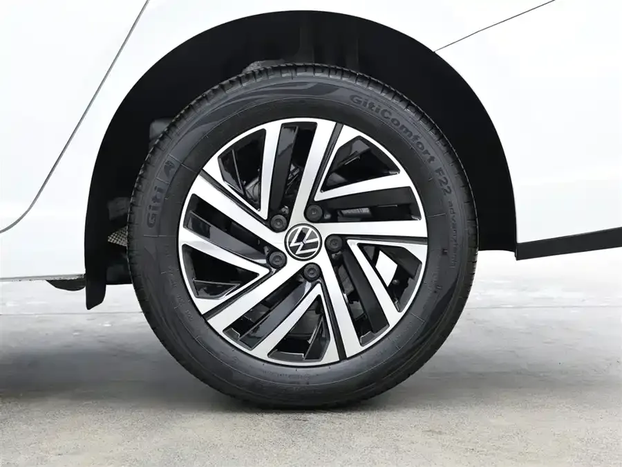 Volkswagen Lavida Lavida 2024 300TSI DSG Starry Sky Leading Edition 2024 — миниатюра 3