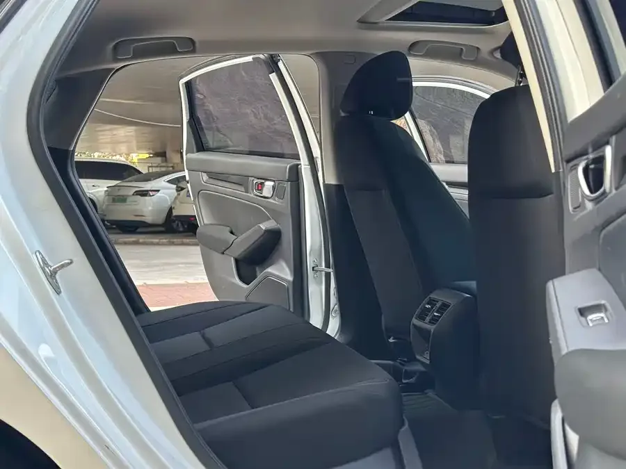 Honda Integra Stylish 2022 240TURBO CVT Technology Edition 2022 — миниатюра 3