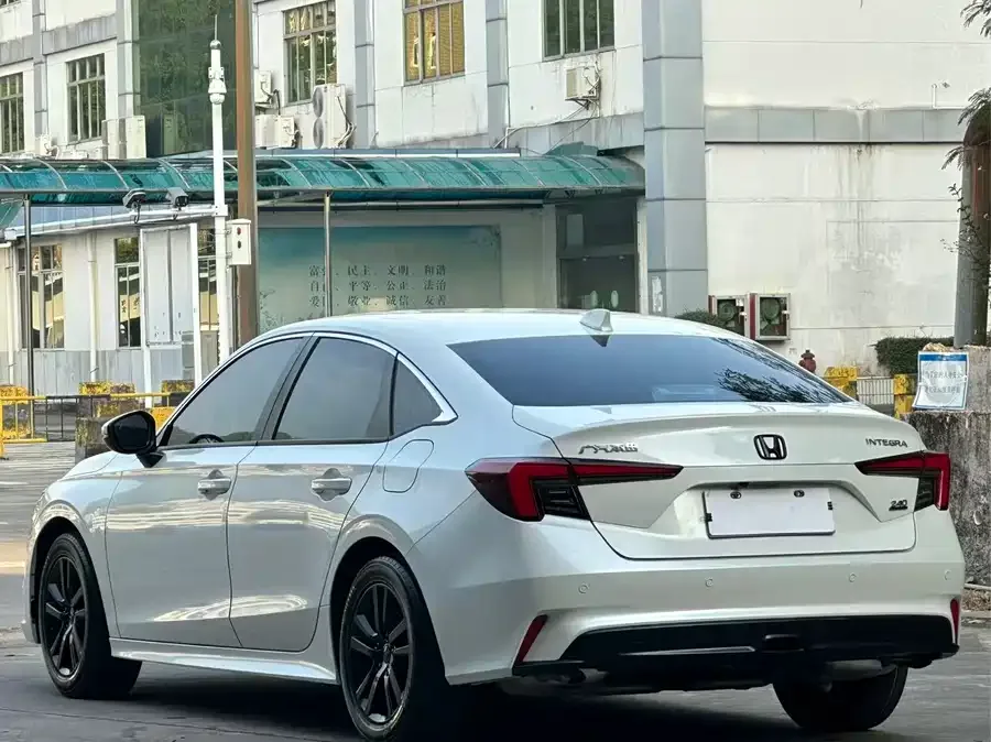 Honda Integra Stylish 2022 240TURBO CVT Technology Edition 2022 — миниатюра 5