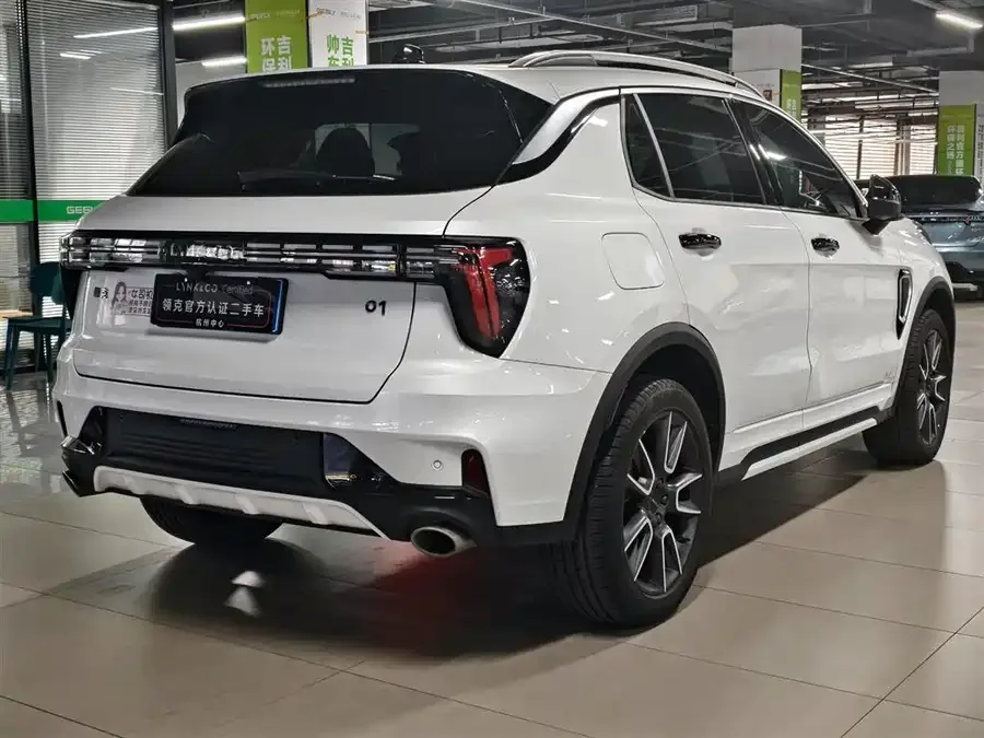 Lynk & Co 01 Lynk & Co 01 2024 2.0TD 2WD Global Pro 2024 — миниатюра 5