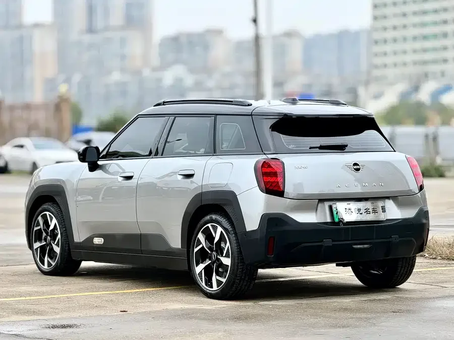MINI Electric ACEMAN MINI ACEMAN 2025 E: Classic 2024 — миниатюра 2