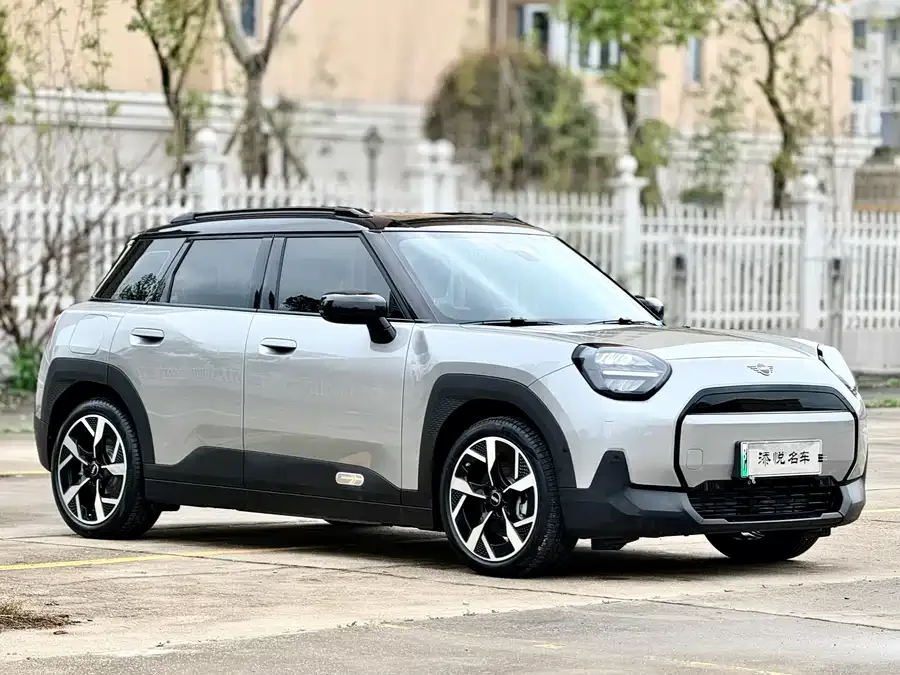 MINI Electric ACEMAN MINI ACEMAN 2025 E: Classic 2024 — миниатюра 3