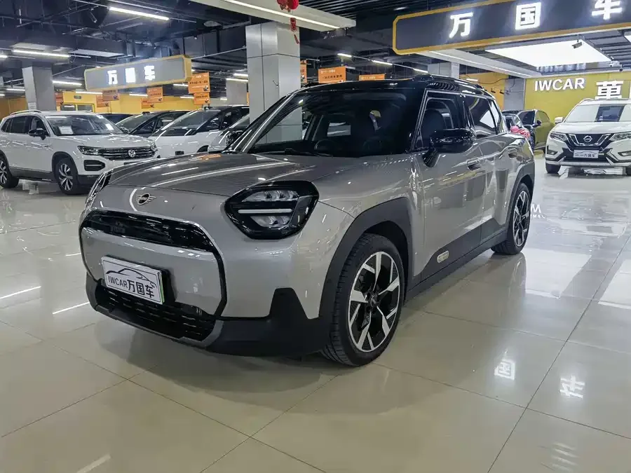 MINI Electric ACEMAN Electric MINI ACEMAN 2024 E Classic 2024 — миниатюра 3