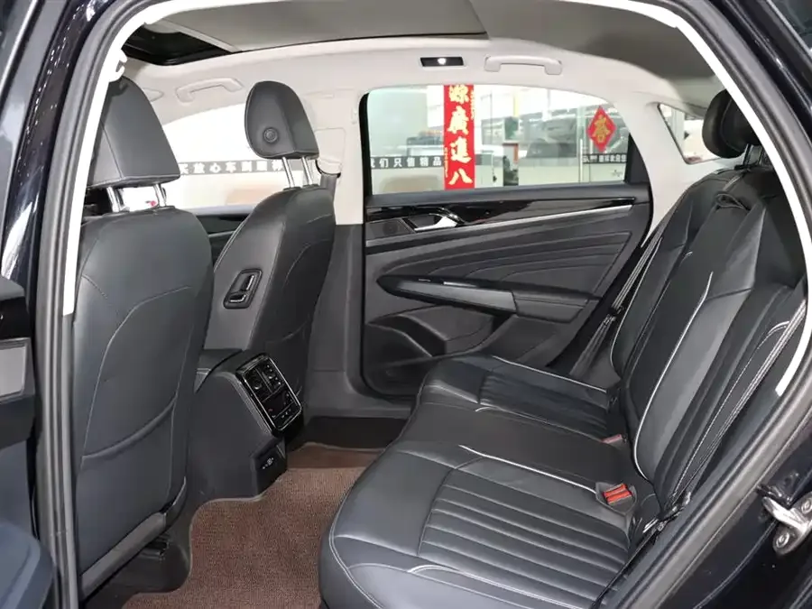 Volkswagen Passat Passat 2023 facelift 330TSI Elite Edition 2023 — миниатюра 5