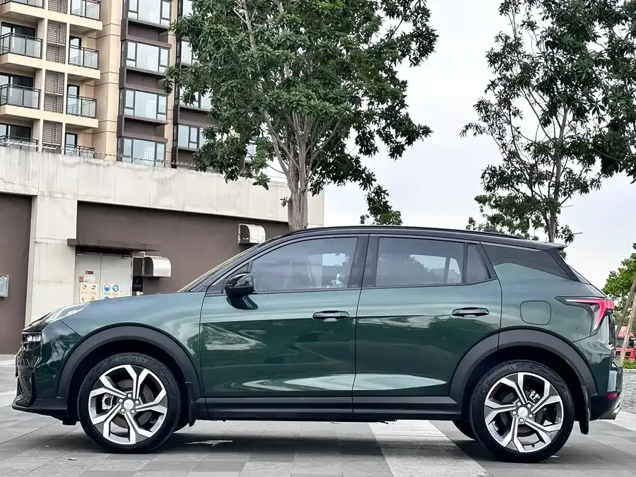 Lynk & Co 06 Lynk & Co 06 2023 Remix 1.5T Hero 2023 — миниатюра 4