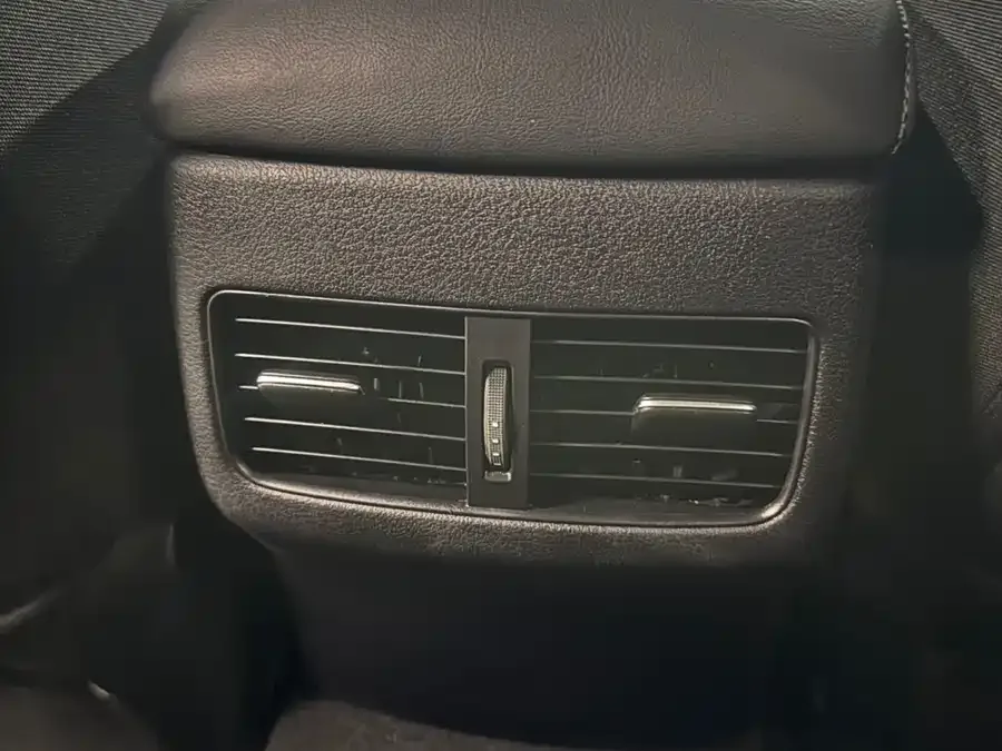 Mazda Axela Mazda3 Angkesela 2021 2.0L automatic quality version 2022 — миниатюра 3