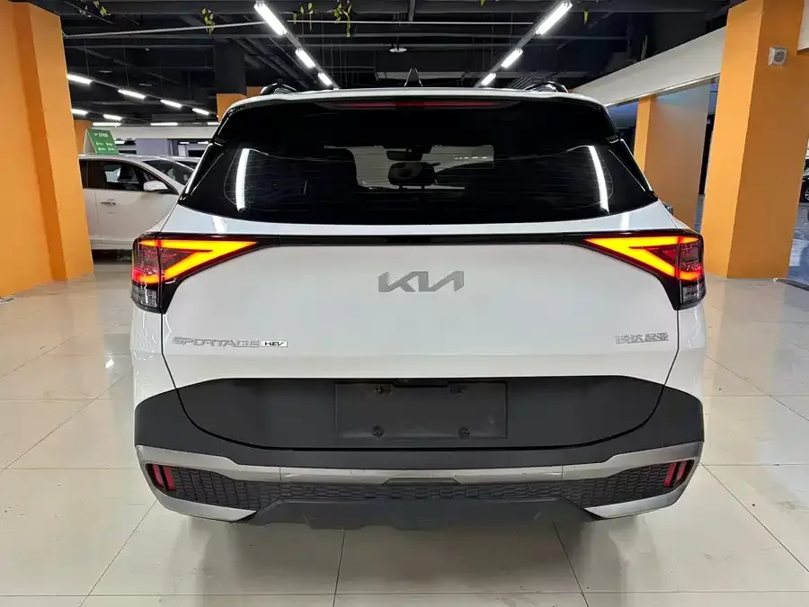 Kia Lion Platinum 2023 Lion Bo Tuojie 2.0L HEV 2WD Premium Edition 2023 — миниатюра 4