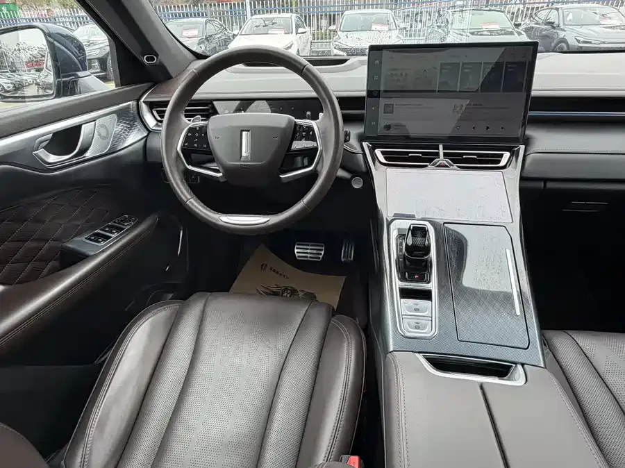WEY Mocha Wei Mocha 2021 2.0T 2WD Special Edition 2022 — миниатюра 4