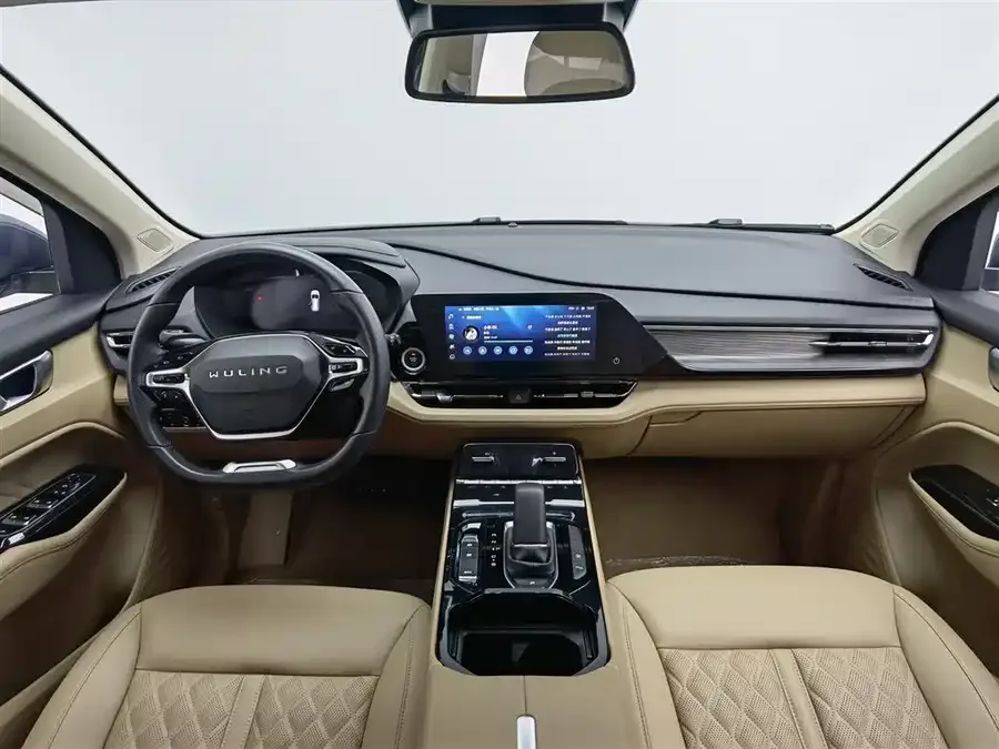 Wuling Capgemini Wuling Kaijie 2023 2.0L DHT Luxury Edition 2024 — миниатюра 2