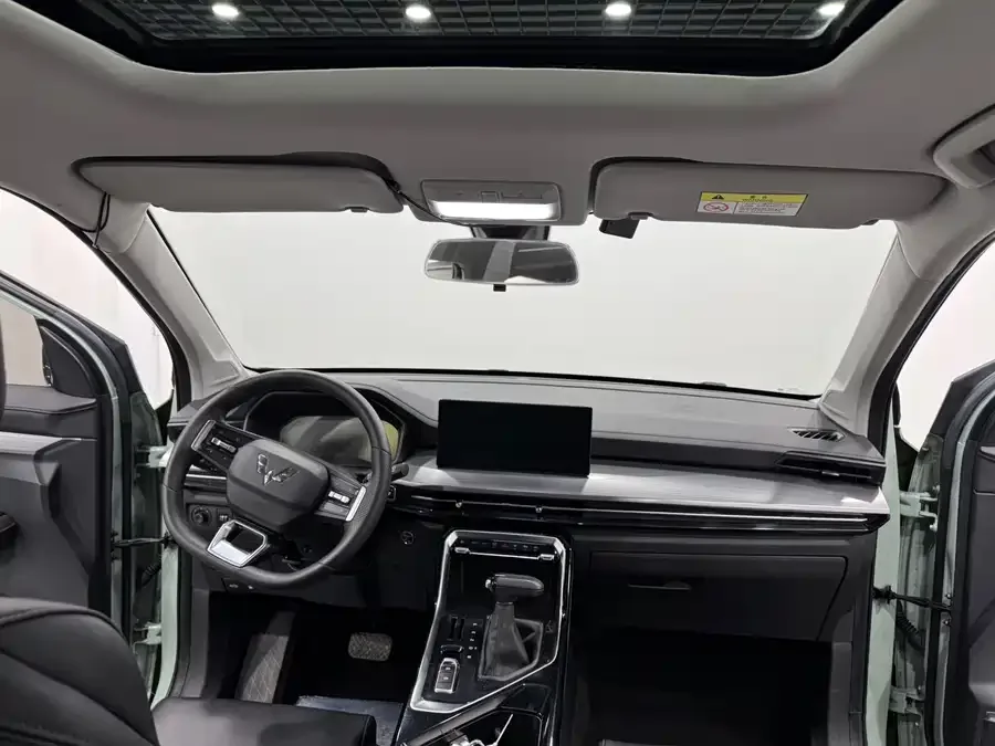 Wuling Xingchen Wuling Xingchen 2021 1.5T CVT Xinghui Edition 2022 — миниатюра 4