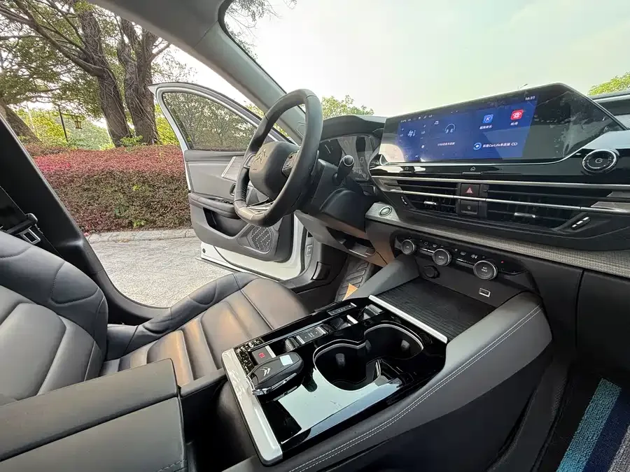 Citroen Versailles C5 X Versailles C5 2022 — миниатюра 4
