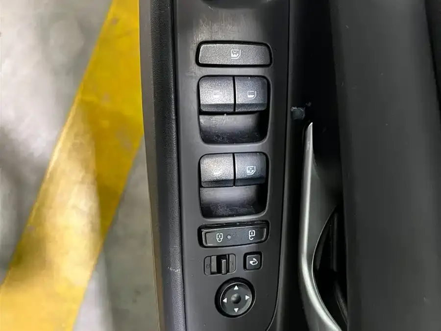 Hyundai Elantra Elantra 2022 1.5L CVT GLX Elite Edition 2023 — миниатюра 3