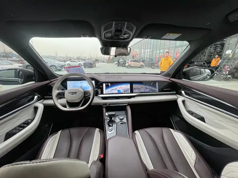 Geely Monjaro Xingyue L 2024 2.0TD High Power Automatic 2WD Yunqi Edition 2024 — миниатюра 2