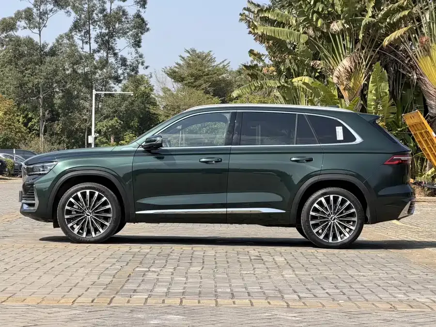 Geely Monjaro Xingyue L 2025 Dongfangyao 2.0TD Automatic 4WD Moon-Watching Edition 2024 — миниатюра 2