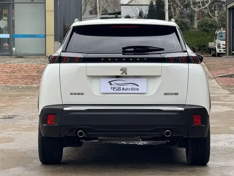 Peugeot 2008 Peugeot 2008 2022 230THP THE ONE 2023 — миниатюра 5