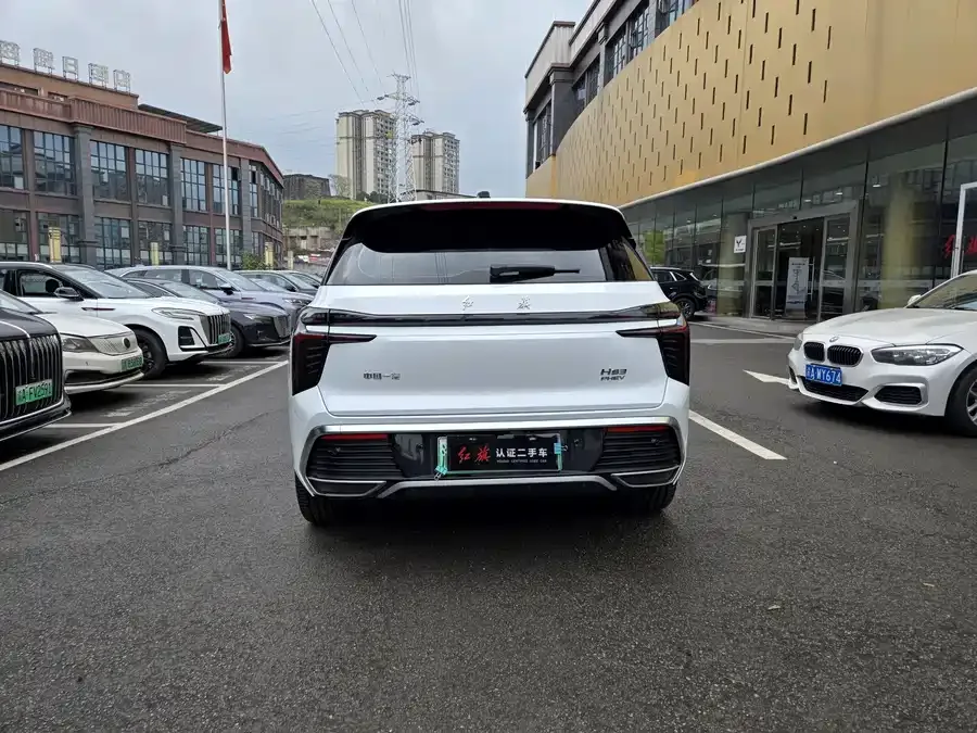 Hongqi HS3 PHEV Hongqi HS3 PHEV 2024 115km Jinwei Edition 2025 — миниатюра 2