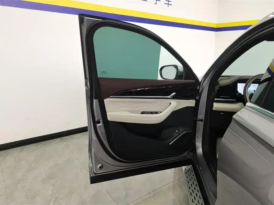 Geely Monjaro Xingyue L 2024 2.0TD High Power Automatic 2WD Yunqi Edition 2024 — миниатюра 4