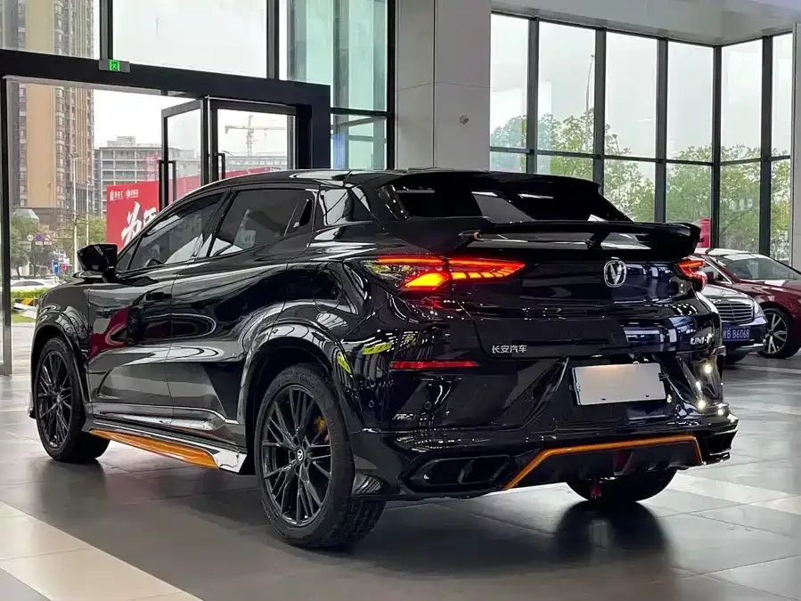 Changan UNI-T Changan UNI-T 2023 second generation 1.5T sports version flagship model 2023 — миниатюра 3