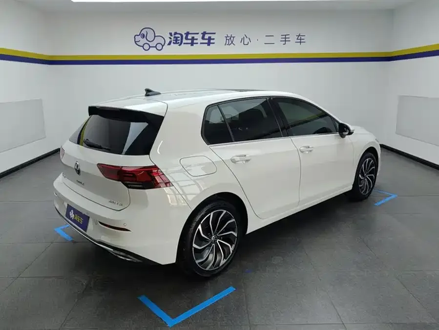 Volkswagen golf Golf 2023 facelift 280TSI DSG Pro 2024 — миниатюра 3