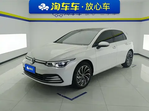 Volkswagen golf 2024 купить в Москве