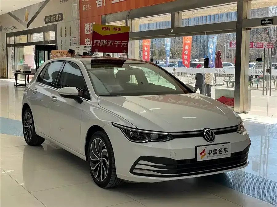 Volkswagen golf Golf 2023 280TSI DSG Pro 2023 — миниатюра 3