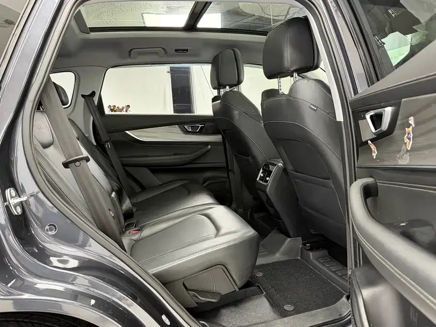 Chery Tiggo 8 PLUS Tiggo 8 PLUS 2022 290TGDI DCT luxury version 2023 — миниатюра 2