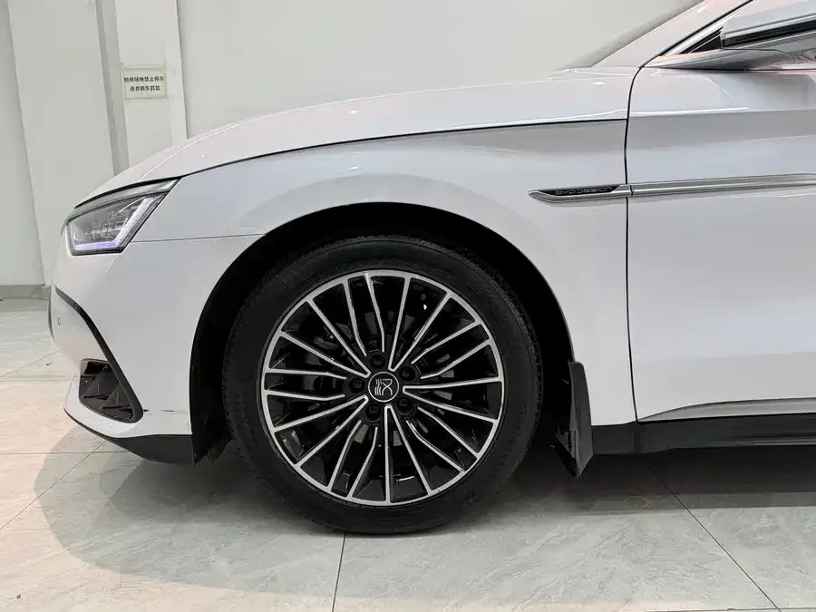 BYD Second-hand Han 2022 DM-i 121KM Premium Edition 2023 — миниатюра 2
