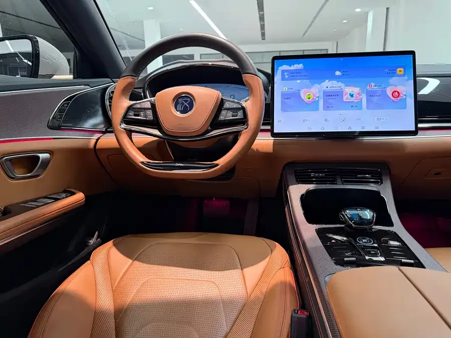 BYD Second-hand Han 2022 DM-i 121KM Premium Edition 2023 — миниатюра 4