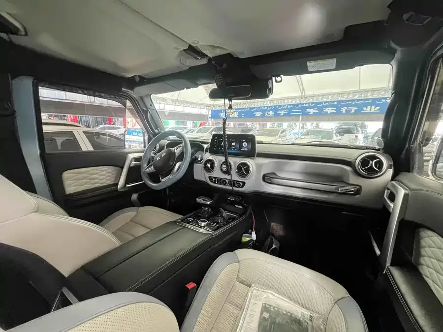 BAIC BJ40 Beijing Off-road BJ40 2023 2.0D Automatic 4WD Blade Hero Edition Knight Edition 2023 — миниатюра 2