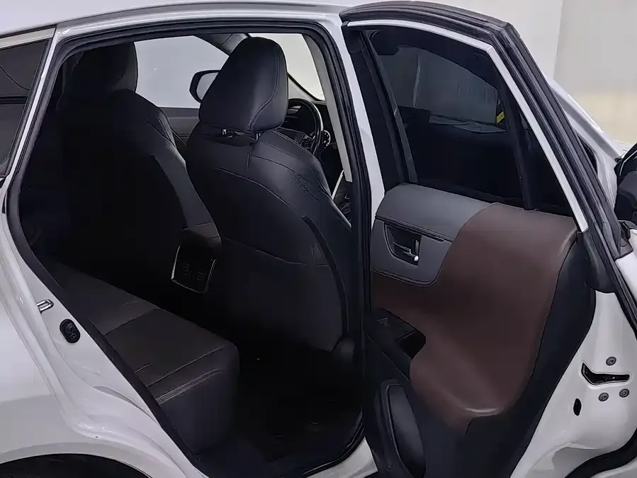 Toyota Lingfang HARRIER Lingfang Harrier 2022 2.0L CVT 2WD Luxury Edition 2022 — миниатюра 4