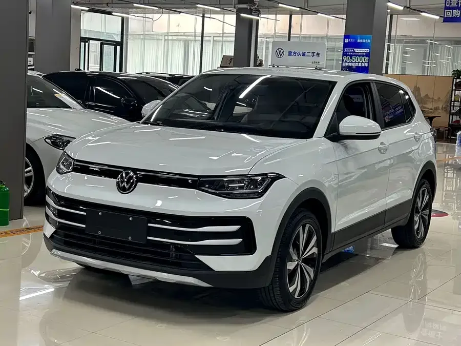 Volkswagen Tiguan (Tharu) Tuyue 2025 New 1.5L Ruijin Edition 2024 — фото 1, купить с доставкой в Москву
