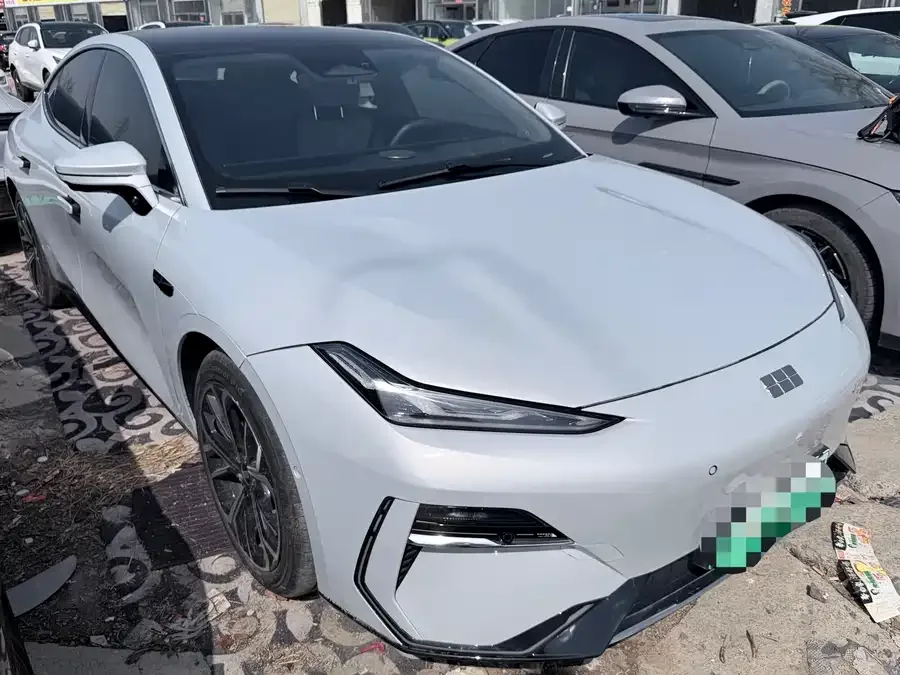 Geely Galaxy E8 Galaxy E8 2024 665km RWD Starship Smart Driving Edition 2025 — миниатюра 3