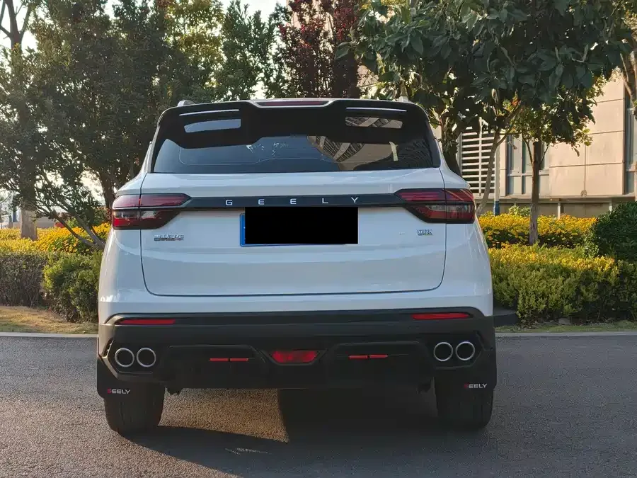 Geely Coolray SX11 Geely Binyue 2024 1.5T DCT Dragon Edition 2025 — миниатюра 2