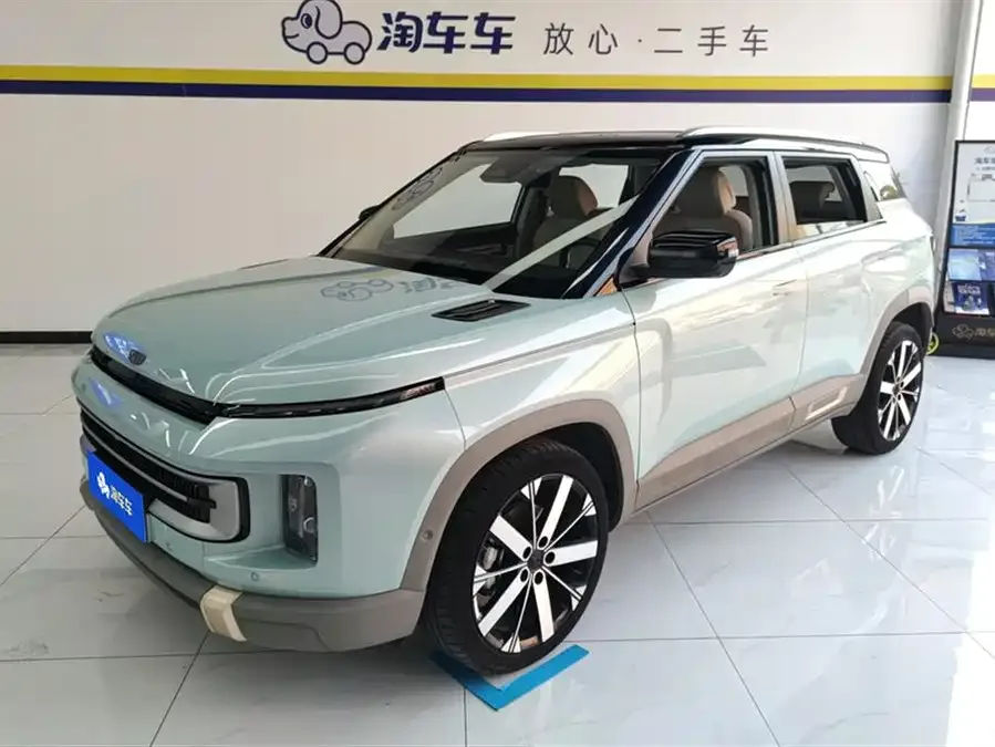 Geely ICON Geely ICON 2023 1.5TD Chocolate Edition 2022 — фото 1, купить с доставкой в Москву
