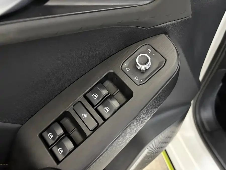 Haval Chitu (Red Rabbit) Haval Chitu 2022 Jinxiang Edition 1.5T Bronze Rabbit 2022 — миниатюра 5