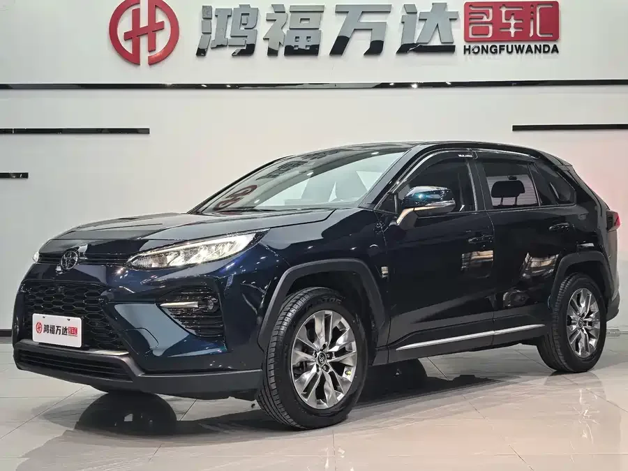 Toyota Wildlander Wildlander 2022 2.0L CVT 2WD Luxury PLUS Edition 2022 — фото 1, купить с доставкой в Москву