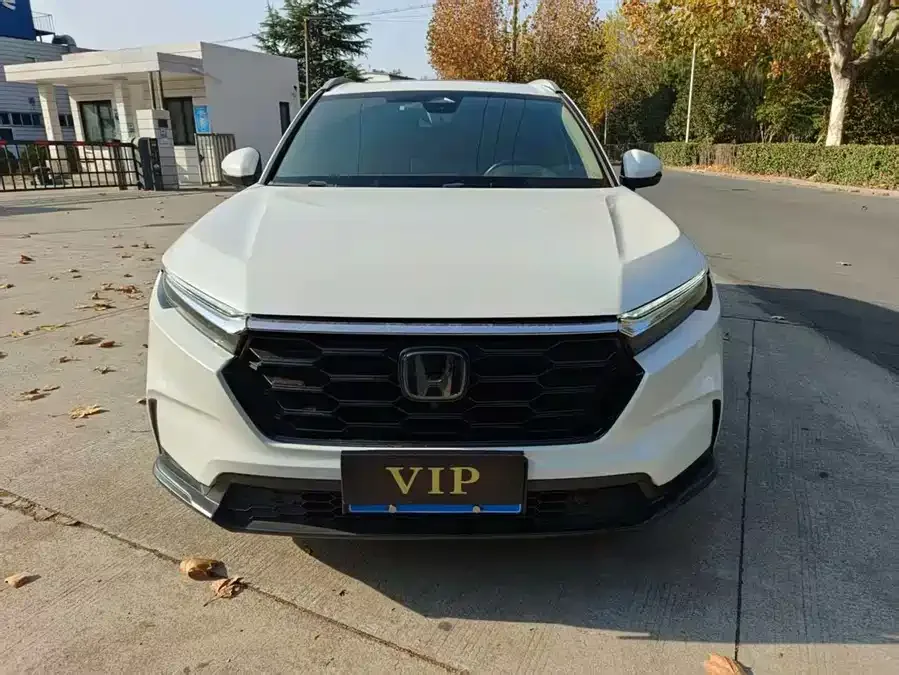 Honda CR-V 2023 240TURBO 2WD Front Edition 7 Seaters 2023 — фото 1, купить с доставкой в Москву