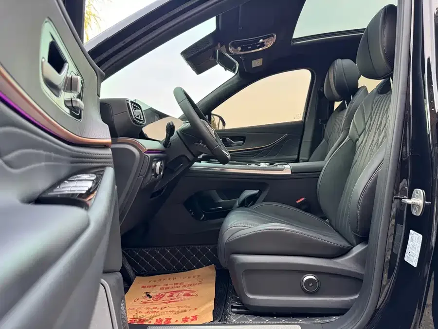 Chery Tiggo 9 Tiggo 9 2025 2.0T dual-clutch 2WD Luxury Edition 5 seats 2025 — миниатюра 2