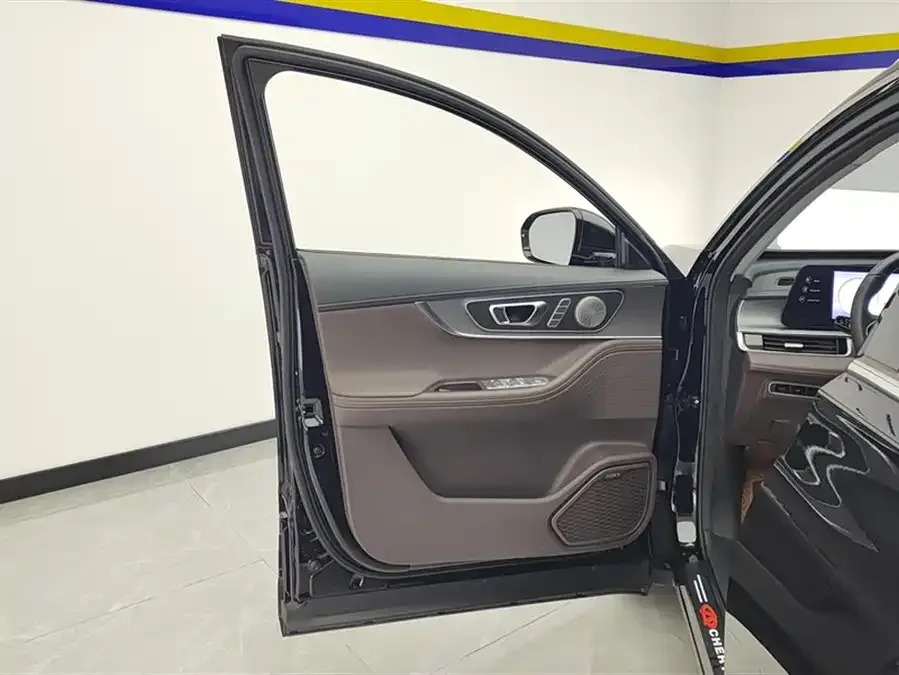 Chery Tiggo 8 PRO Tiggo 8 PRO 2024 Champion Edition 390T 2WD Peak Edition 5 Seaters 2024 — миниатюра 4