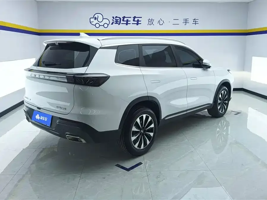 Chery Tiggo 8 PLUS Tiggo 8 PLUS 2025 290TGDI DCT Premium Edition 2024 — миниатюра 3