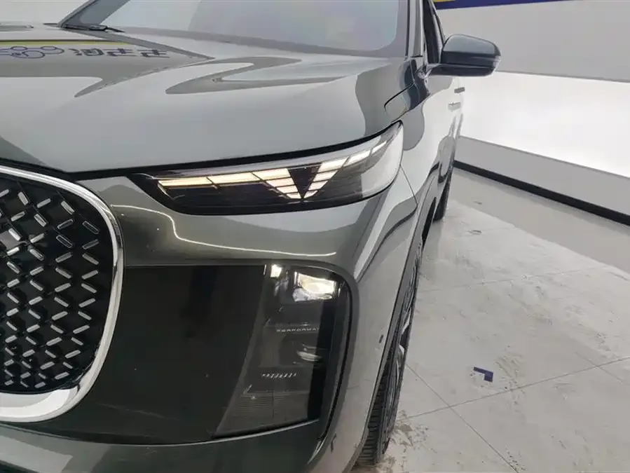 Chery Tiggo 8 PLUS Tiggo 8 PLUS 2025 290TGDI DCT Luxury Edition 2025 — миниатюра 2