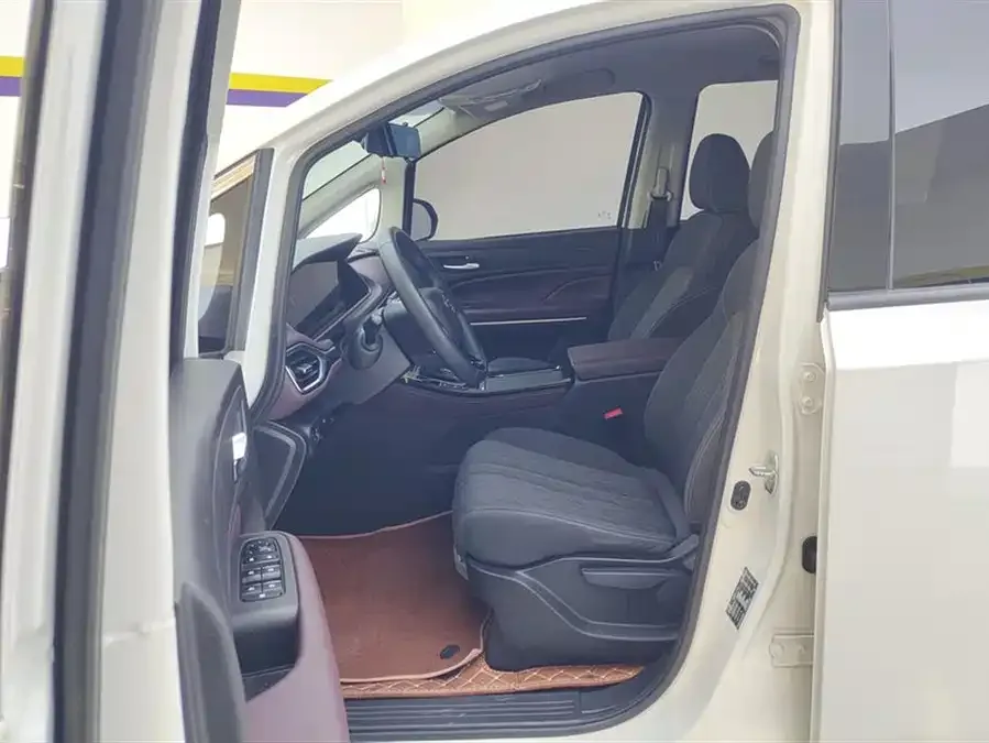 GAC Trumpchi M6 Trumpchi M6 2023 PRO 270T DCT Elite Edition 2023 — миниатюра 3