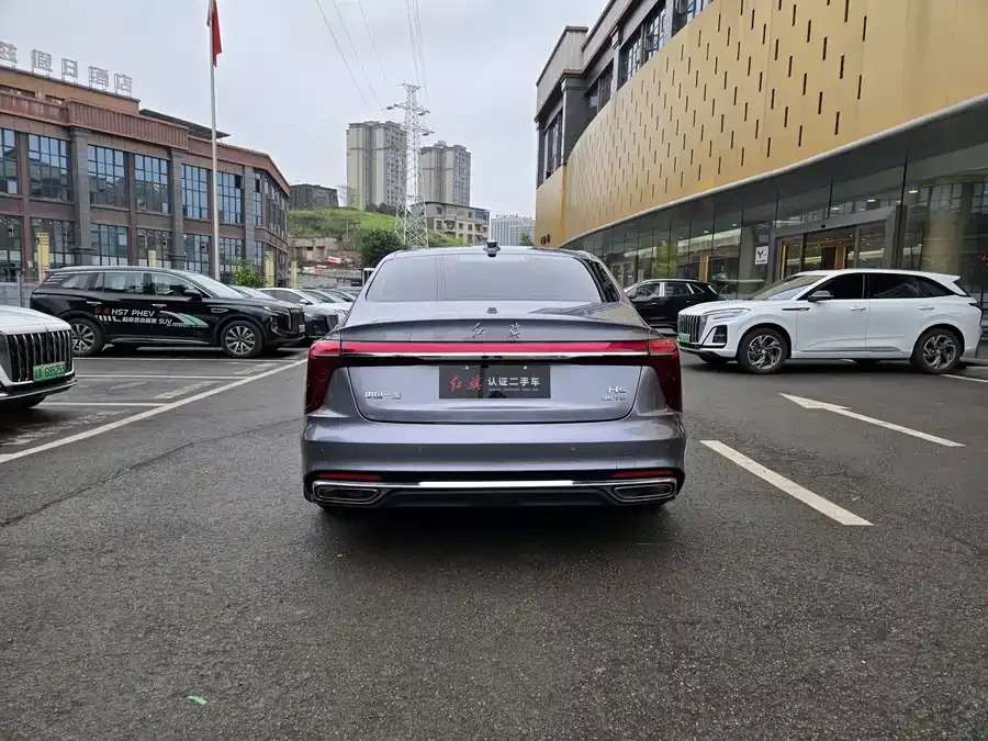 Hongqi H5 Hongqi H5 2023 1.5T DCT Zhilian Qiyun Edition 2024 — миниатюра 2