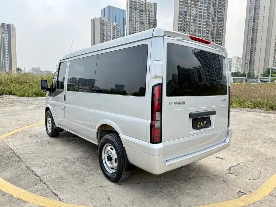 Jiangling Fushun Jiangling Fushun 2025 2.0T 6MT Diesel Short Wheelbase Low Roof Commercial Multi-purpose Passenger Vehicle, 5/6 Seats, with Hinged Tailgate 2025 — миниатюра 4