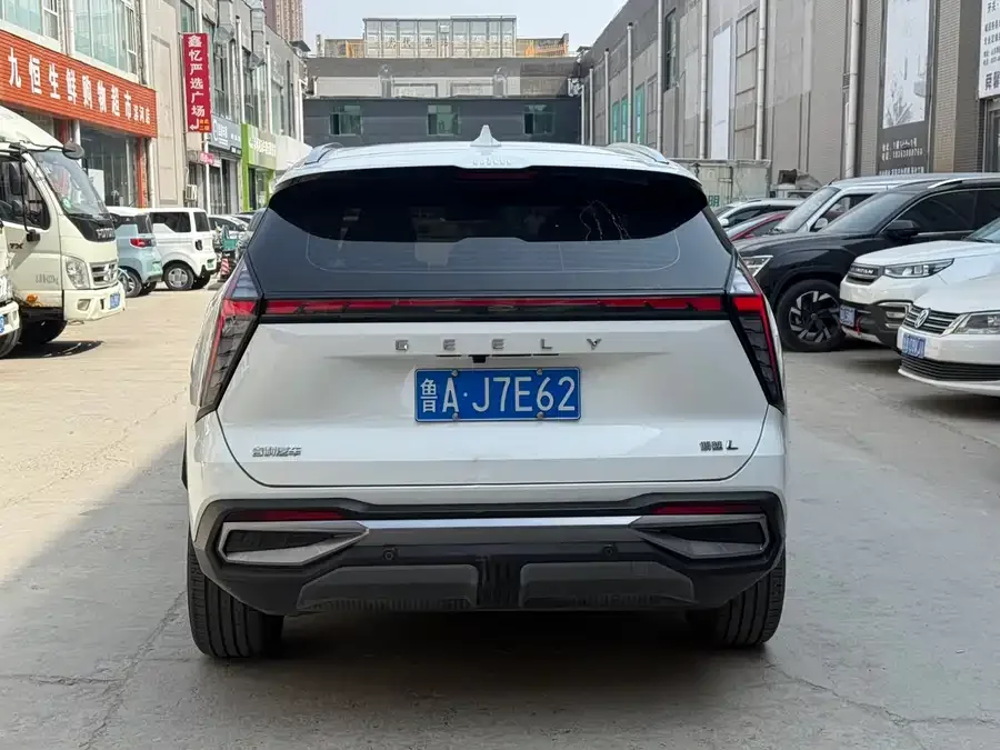 Geely Atlas L Boyue L 2024 1.5TD DCT Premium Edition 2024 — миниатюра 2