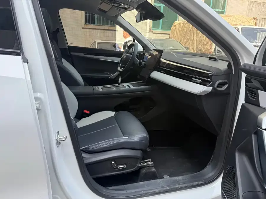 Geely Atlas L Boyue L 2024 1.5TD DCT Premium Edition 2024 — миниатюра 4